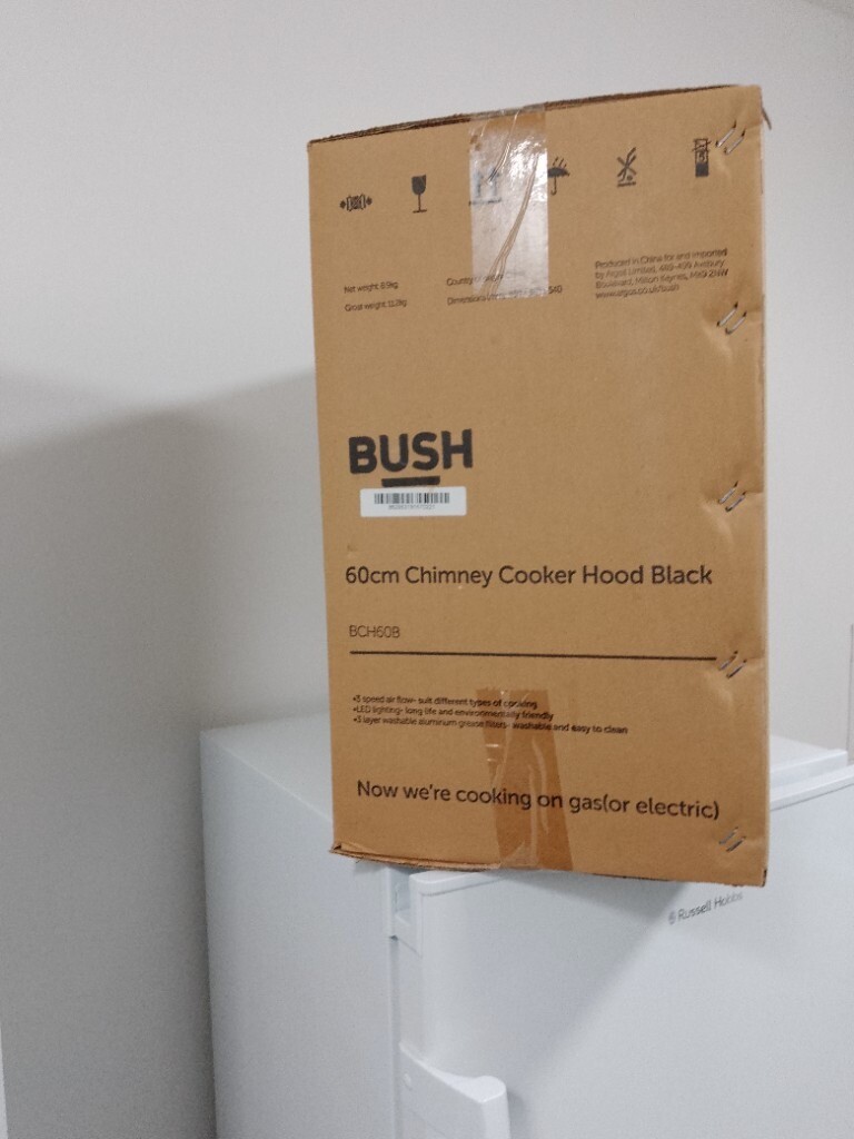 bush 60cm chimney cooker hood